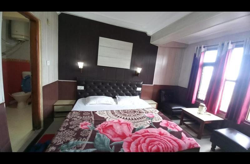 Hotel Harbans Shimla Exterior foto